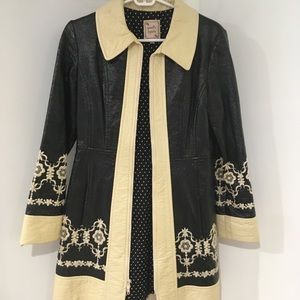 Nanette Lepore black & cream embroidered coat Sz 4